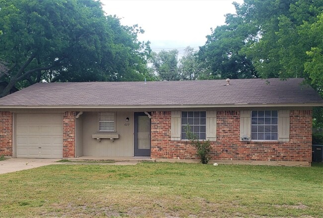 629 Apollo Dr in Denton, TX - Building Photo - Building Photo