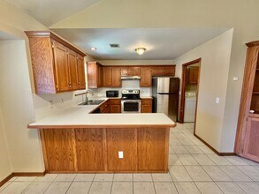 1721 Shawnee Trail in Choctaw, OK - Building Photo - Building Photo