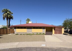 422 W Eva St in Phoenix, AZ - Building Photo