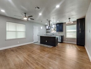 328 La Salle Dr in Richardson, TX - Building Photo - Building Photo
