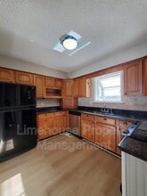 1944 E Ocean View Ave in Norfolk, VA - Building Photo - Building Photo