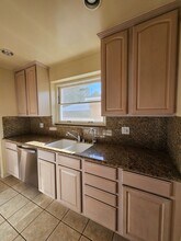 3942 Redwood Ave in Los Angeles, CA - Building Photo - Building Photo