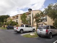 Del Rio Village Townhomes in Sunrise, FL - Foto de edificio - Building Photo