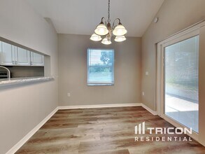 528 Little Lake Ct in Winter Haven, FL - Building Photo - Building Photo