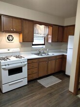 7 Garfield Ave, Unit #3 in Valparaiso, IN - Building Photo - Building Photo