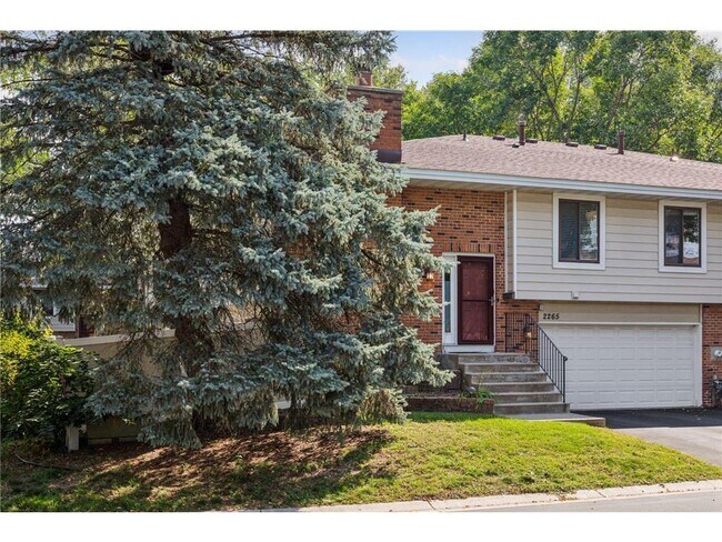 2265 Oregon Ct in Minneapolis, MN - Building Photo - Building Photo