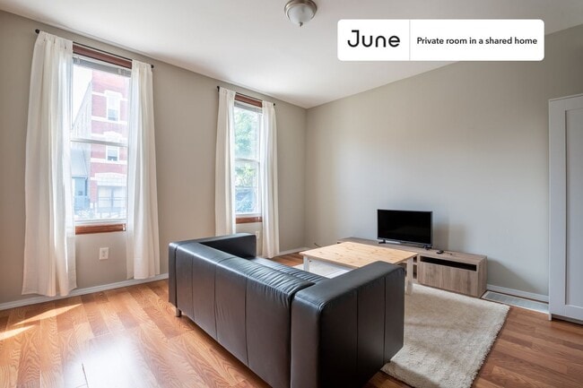 Room in Shared 4 bed/1 bath home, Unit D in Chicago, IL - Foto de edificio - Building Photo