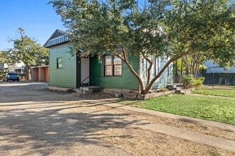 1308 E 12th St in Austin, TX - Building Photo - Building Photo