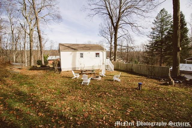 22 Lakeview Dr in Pawling, NY - Building Photo - Building Photo