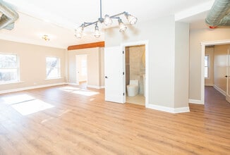 1032 W Dakin St in Chicago, IL - Building Photo - Building Photo