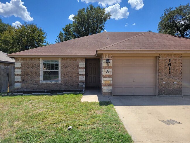 property at 1611 Libby Ln