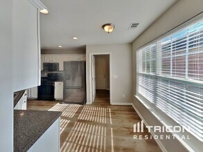 7241 Explorer Trail in Nashville, TN - Foto de edificio - Building Photo