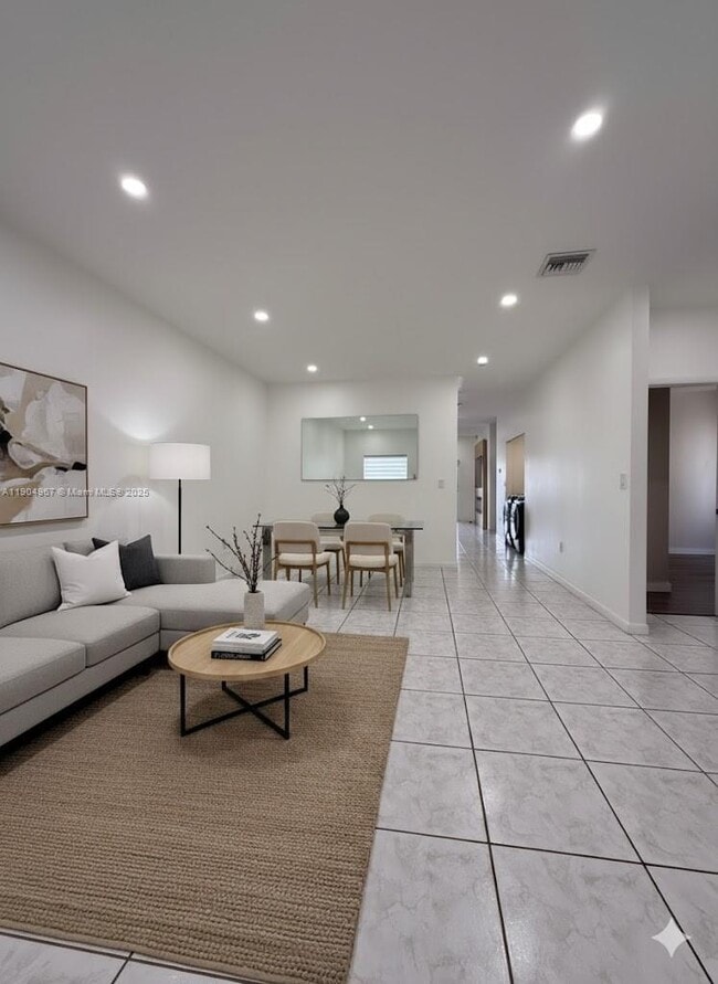 8116 NW 199th Terrace