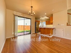 1702 Magnolia Tree Ct in San Jose, CA - Building Photo - Building Photo