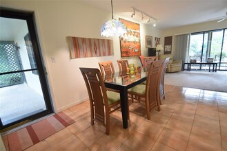 1609 Bayhouse Point Dr in Sarasota, FL - Building Photo - Building Photo