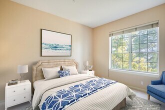 720 Promontory Point Ln, Unit 2207 in Foster City, CA - Building Photo - Building Photo