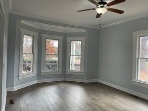 300 Cox Ave in Thomasville, NC - Building Photo - Building Photo