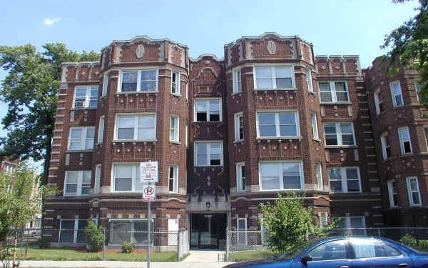 8101 S Marshfield in Chicago, IL - Building Photo - Building Photo