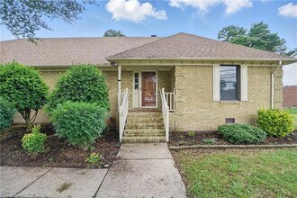 1724 Hodges Ferry Rd in Portsmouth, VA - Building Photo - Building Photo