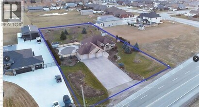 404 County Rd 2 in Lakeshore, ON - Building Photo - Building Photo