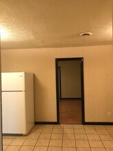 919 S Bryan St-Unit -919 S. Bryan St. Unit B in Amarillo, TX - Building Photo - Building Photo