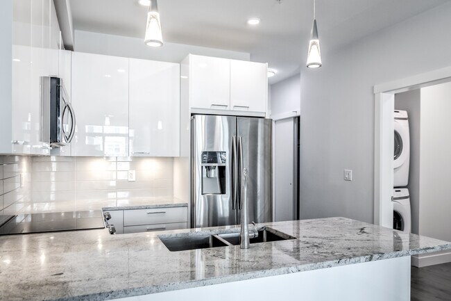 20696 Eastleigh Cres in Langley, BC - Building Photo - Building Photo