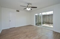 565 N Post Oak Ln photo'