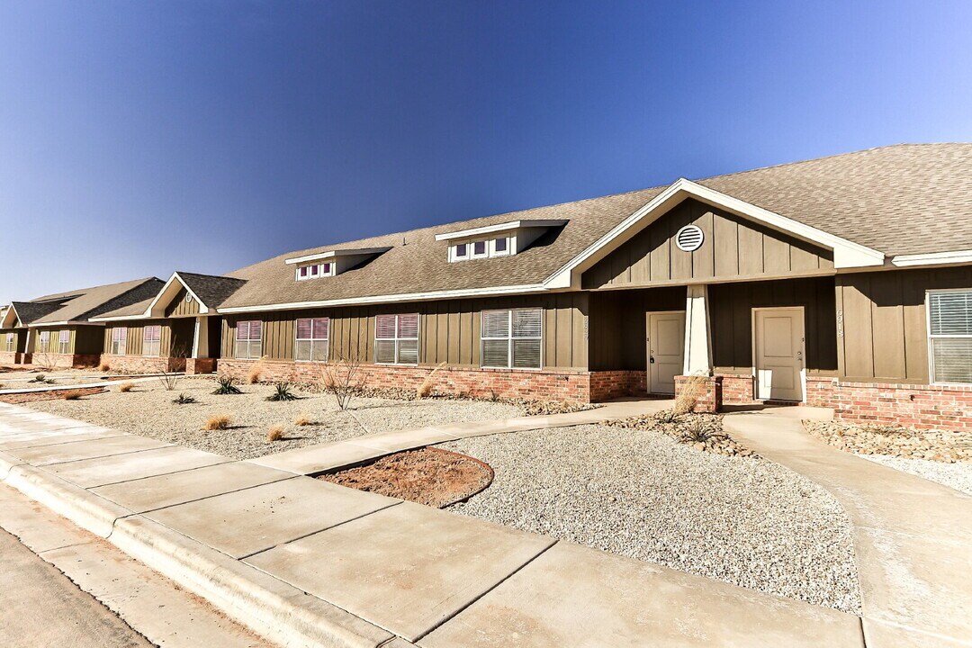 6926 21st St in Lubbock, TX - Building Photo