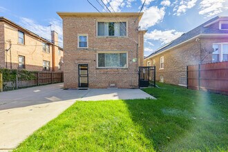 7920 S Winchester Ave in Chicago, IL - Building Photo - Building Photo