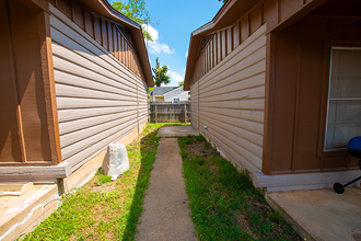 Harris St. Apartment in Kilgore, TX - Building Photo - Building Photo