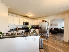 301 Buckeye Dr in Raeford, NC - Building Photo - Building Photo