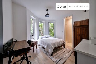 Room in Shared 4 bed/4 bath home in Brooklyn, NY - Building Photo