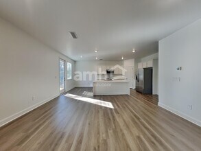 1499 Aquamarine Dr in Loganville, GA - Foto de edificio - Building Photo