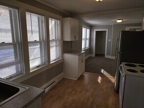 503 W 5th Ave in Oshkosh, WI - Building Photo - Building Photo