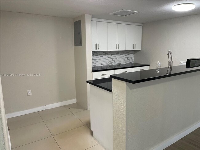 6620 Miami Lakes Dr