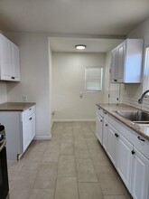 2309 Manor St in Bakersfield, CA - Building Photo - Building Photo