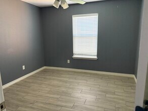 1020 Tesoro Stone in Del Rio, TX - Building Photo - Building Photo