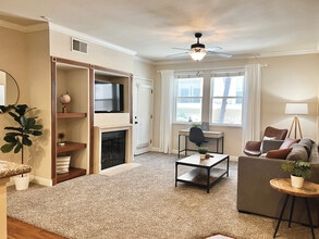 11380 S Virginia St in Reno, NV - Building Photo - Building Photo