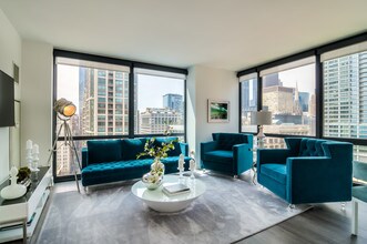 53 E Lake St-Unit -2709 in Chicago, IL - Building Photo - Building Photo