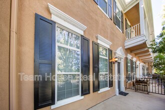 27007 Edgewater Lnr in Santa Clarita, CA - Building Photo - Building Photo