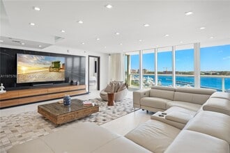 450 Alton Rd in Miami Beach, FL - Building Photo - Building Photo