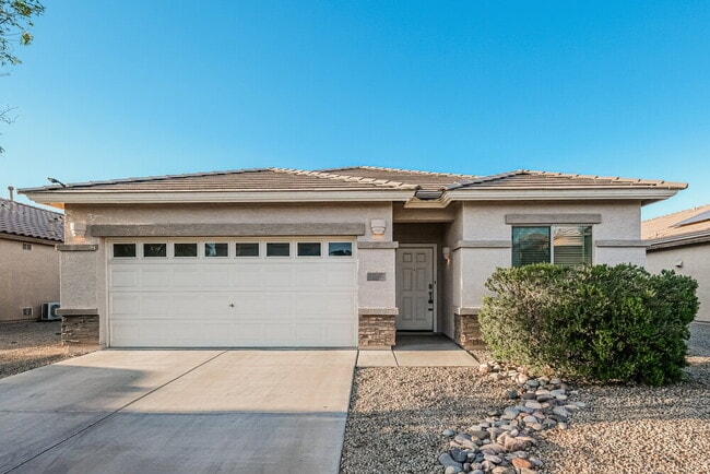 property at 11722 W Lincoln St