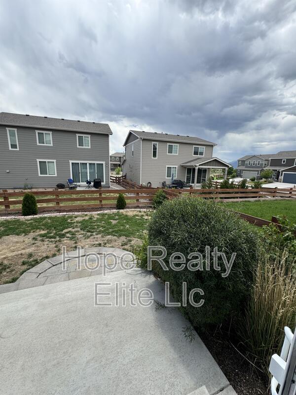 7015 Preble Dr in Colorado Springs, CO - Foto de edificio - Building Photo