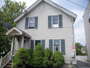 Parent Apartments in Rutland, VT - Building Photo - Building Photo