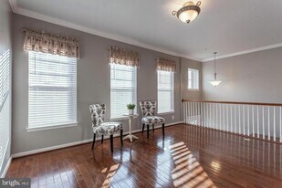 2706 Amber Crest Rd in Severn, MD - Building Photo