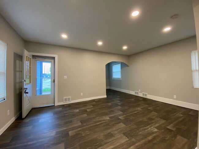 2233 Illinois Ave in Stevens Point, WI - Building Photo - Building Photo