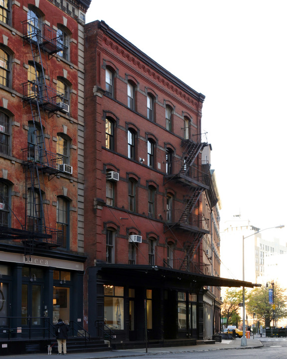 184-186 Duane St in New York, NY - Foto de edificio