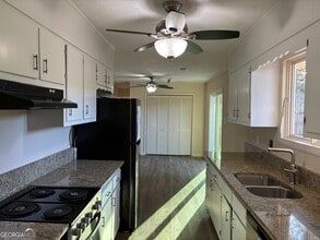 118 Scatterfoot Dr in Peachtree City, GA - Building Photo - Building Photo