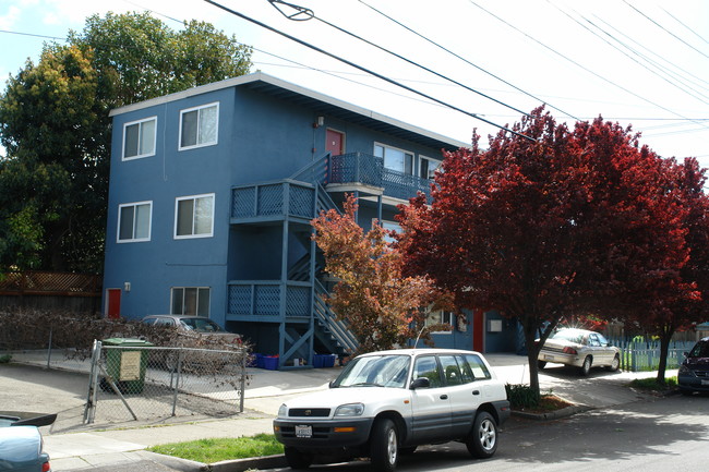 2199 Grant St in Berkeley, CA - Foto de edificio - Building Photo