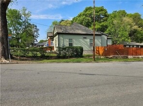 198 Wellington St SW in Atlanta, GA - Building Photo - Building Photo